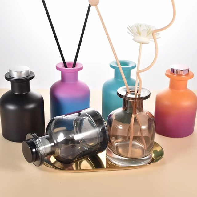 Vidro de garrafa difusor de cana de luxo redondo fosco da China