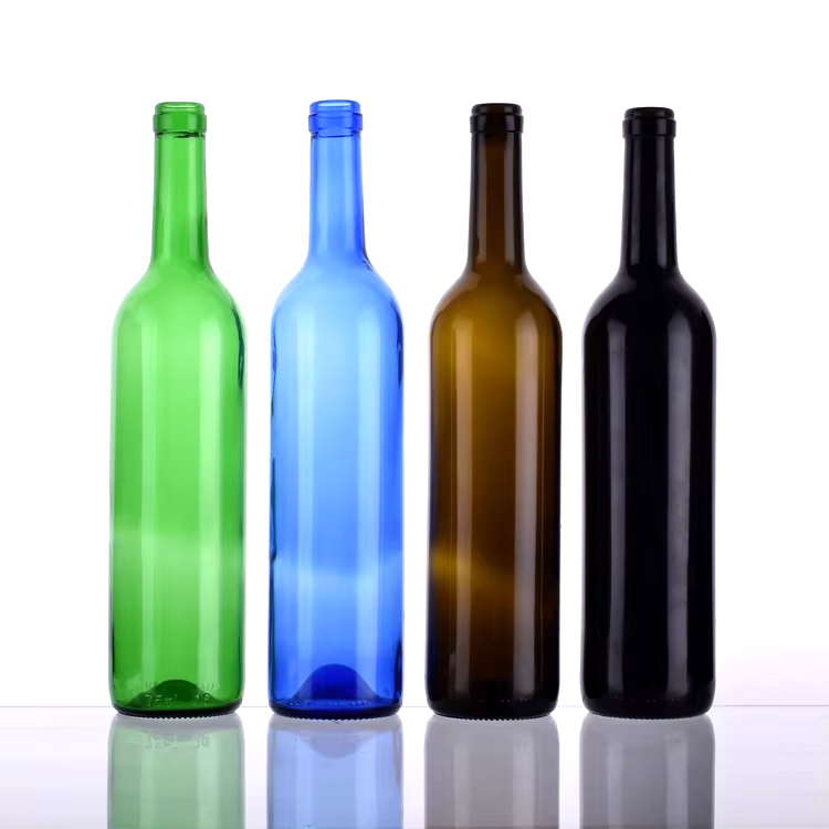 Venda por atacado de 1000ml vazia em forma de Bordeaux garrafa de vodca de vinho