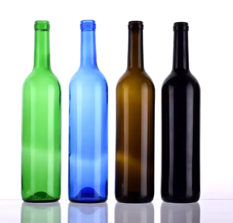 Venda por atacado de 1000ml vazia em forma de Bordeaux garrafa de vodca de vinho 