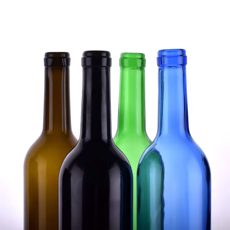 Venda por atacado de 1000ml vazia em forma de Bordeaux garrafa de vodca de vinho