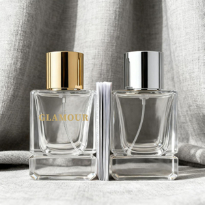 Garrafa de embalagem de perfume de luxo portátil formato quadrado 30ml 50ml 100ml frasco vazio com pulverizador de bomba 