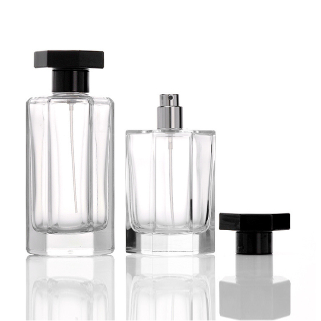 Frasco de perfume hexagonal exclusivo de 50ml e 100ml com pulverizador de bomba e etiquetas personalizadas